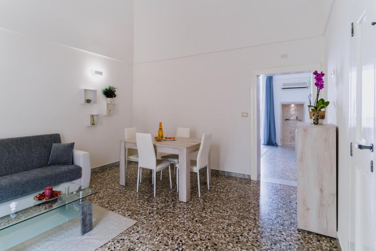 Palestro49 Holiday House Monopoli Luaran gambar